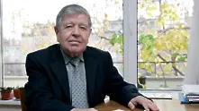 Проф. Асен Ковачев: Синове и дъщери наследяват родителите си в науката 