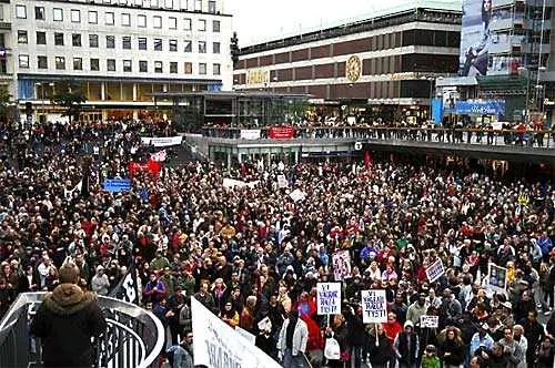 Протести срещу крайно дясната партия в Швеция