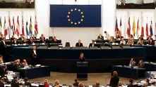 Европарламентът зове Канада да отмени визите за българи