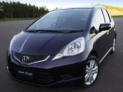 Honda изтегля 936 000 автомобила, заради електрически стъкла