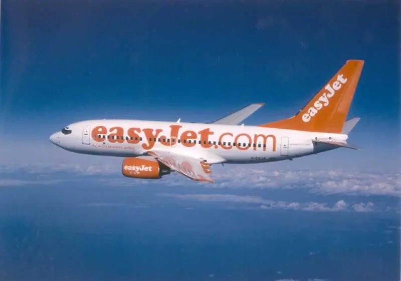 Easyjet увеличи пътниците