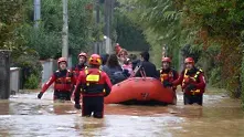 Северна Италия под вода, пороите взеха жертви (фоторепортаж)