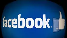 Facebook спира спонсорираните новини от април