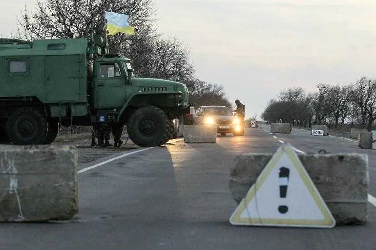 Русия установява държавна граница между Украйна и Крим