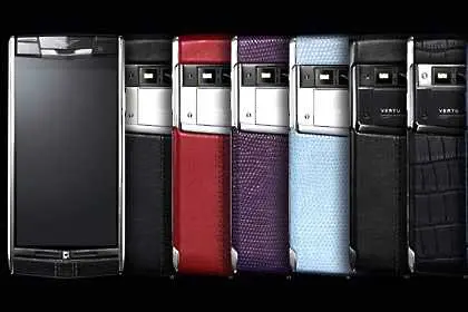 Vertu пуска смартфон за 8000 евро