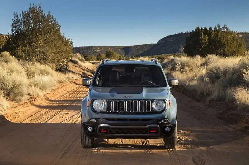 Jeep атакува пазара на малките SUV-автомобили с Renegade