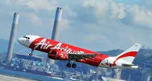 Изчезналият самолет на Air Asia е попаднал в гръмотевична буря