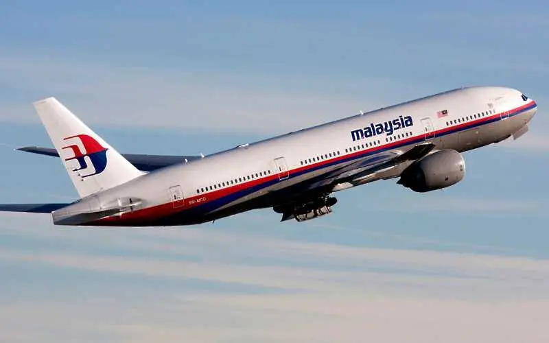 Изчезналият боинг на Malaysia Airlines завил към Антарктида