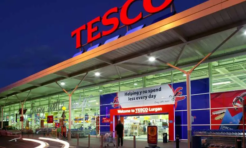 Tesco записа най-голямата загуба в историята си