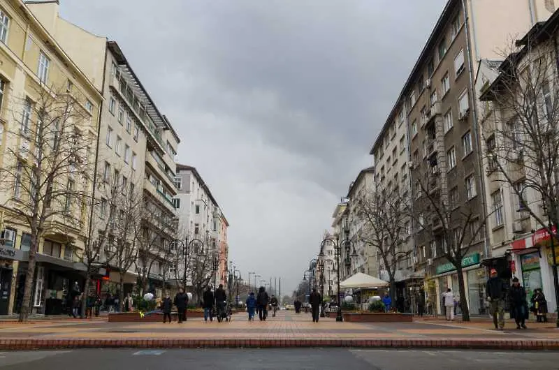 Временни промени в движението в центъра на София заради изборите