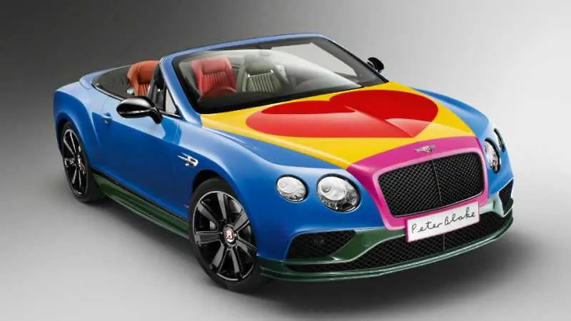 Авторът на обложките на The Beatles направи разноцветно Bentley