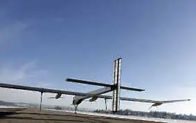 Solar Impulse 2 прелетя Атлантическия океан