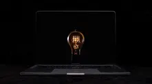 „Идеите движат света напред“ - новата реклама на MacBook Pro (видео)