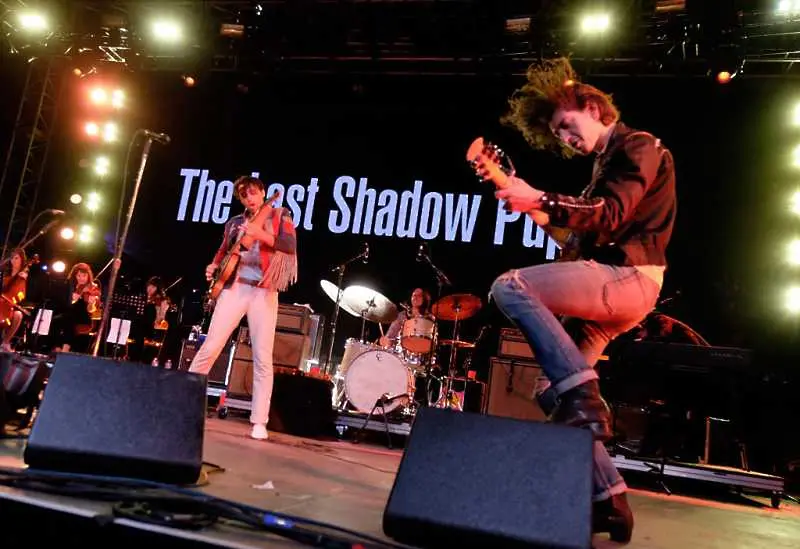 The Last Shadow Puppets пусна нов клип