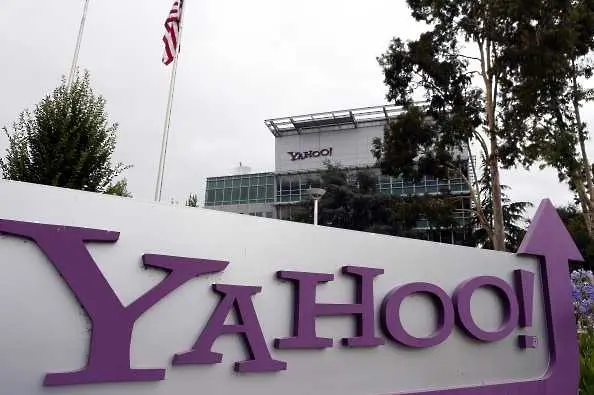 Сделката Verizon и Yahoo! се отлага