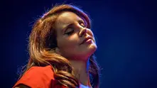 Lana Del Rey представи видео към новия си сингъл Love