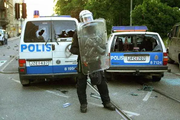 Шведската полиция потвърди смъртта на двама души в Стокхолм 