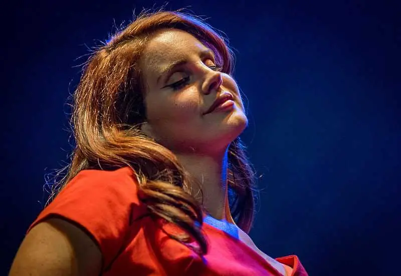 Lana Del Rey пуска две нови парчета 