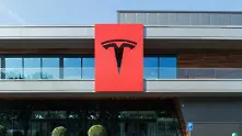 Tesla ще строи най-голямата литиево-йонна батерия