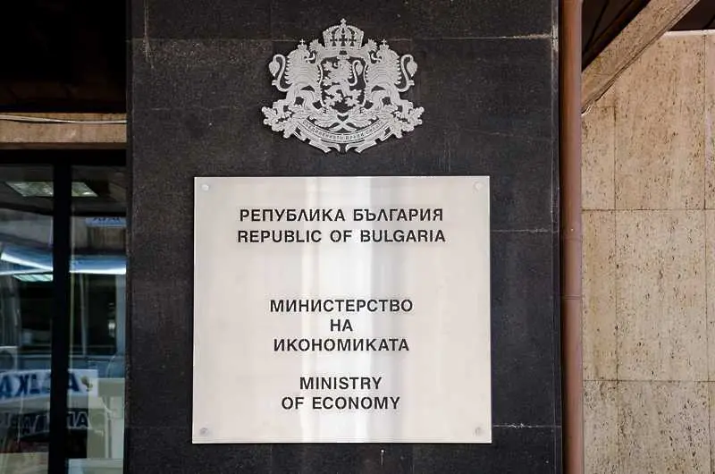 Караниколов: Лицензът е върнат, Емко може да продава продукция