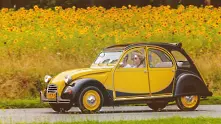 Защо всички французи са влюбени в Citroen 2CV