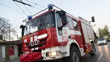 Седем часа гасиха пожара в блока с уравненията в София