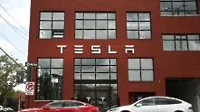 Бивш служител на Tesla съди компанията, след като бе обвинен в саботаж