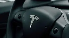 Китай задържа стотици електромобили Tesla Model 3