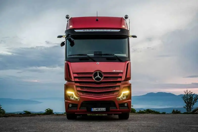 Премиера на новия Mercedes Actros в България