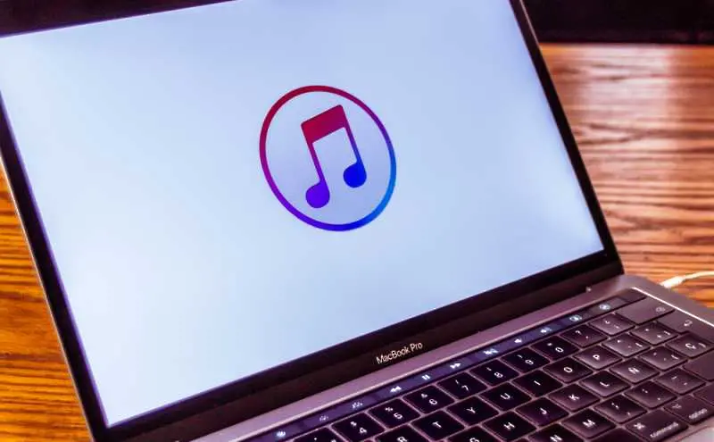 Apple праща в историята iTunes