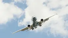 Самолетите Boeing 737 MAX остават на земята. Няма дата за сваляне на забраната