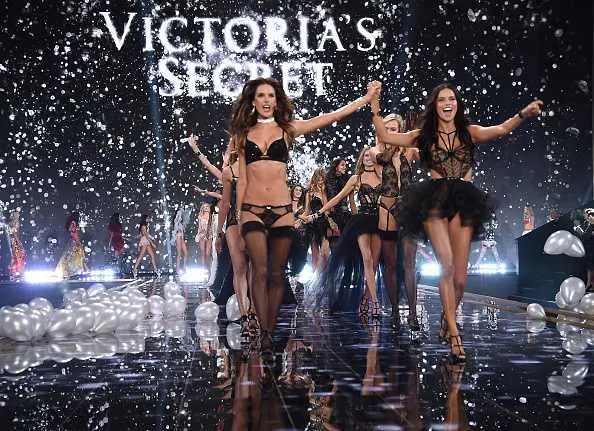 Проблеми в рая, собственикът на Victoria's Secret обвини бивш съветник в кражба на 46 млн. долара