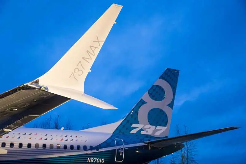 Boeing спира производството на модела 737 MAX