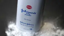 Johnson & Johnson премахва бебешката пудра с талк от пазарите в САЩ и Канада