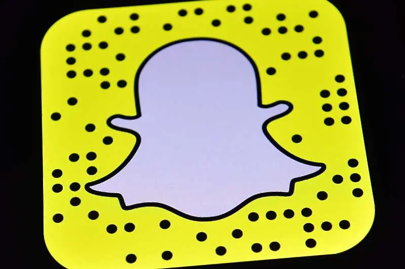 Snapchat спира да промотира Доналд Тръмп