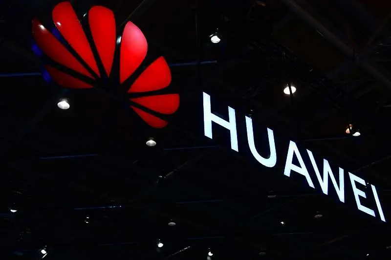 САЩ с още рестрикции за Huawei. Ще контролира достъпа до чипове