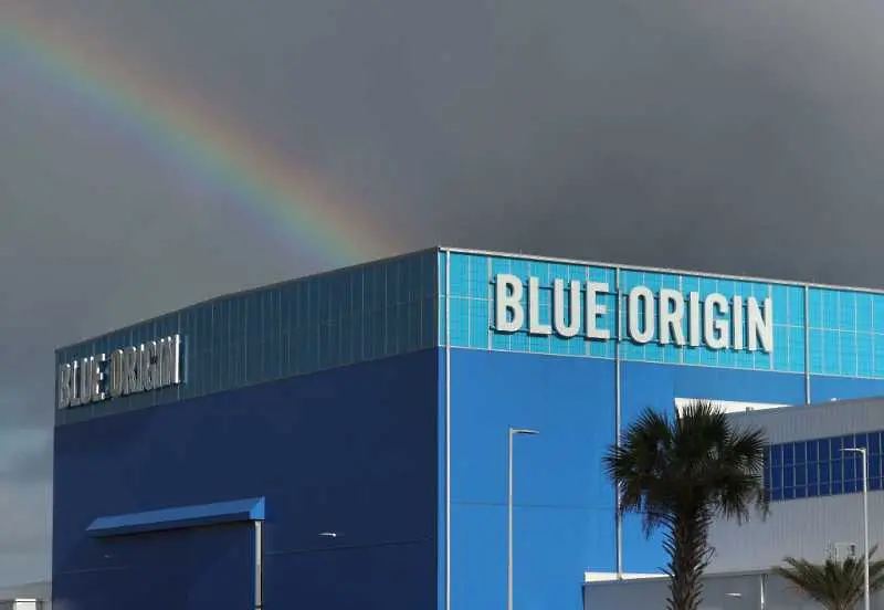 Blue Origin отложи изпитанията на кораба си Ню шепърд