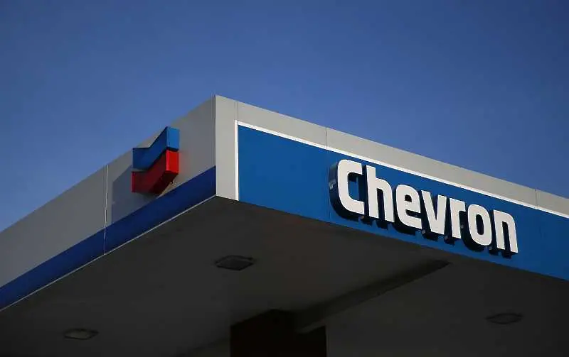 Chevron накара служителите си да изтрият приложението WeChat