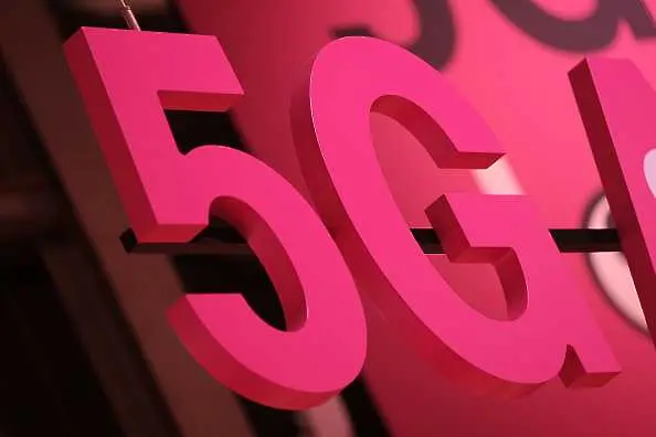 Над 1 милиард души по света ще живеят в зони с 5G мрежи до края на годината