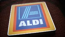 Стотици фермери блокираха с трактори складове на веригата Aldi в цяла Германия