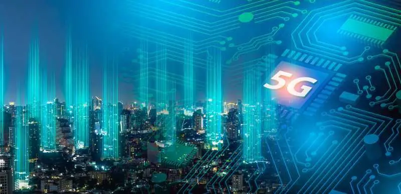 Китай изгради около 580 000 базови станции за 5G през 2020-а