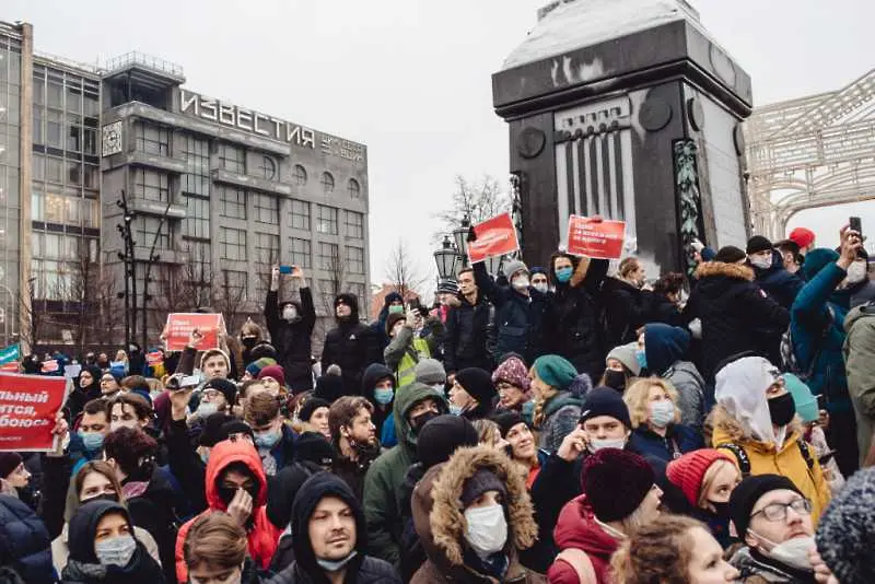 Съратниците на Навални се отказват от протестни акции до пролетта