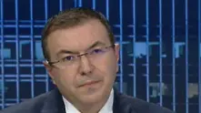 Министър Ангелов: Обмисляме възможността и през работните дни, в определен часови диапазон, да осигурим „зелени коридори“ за ваксинация срещу COVID-19