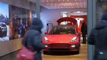 Tesla спира временно производството на Model 3 в Калифорния