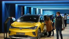 Deutsche Bank: Volkswagen може да изпревари Tesla още през следващата година