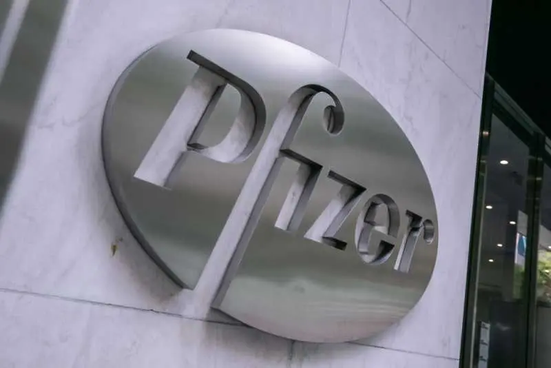  Ваксината на Pfizer/BioNTech показва висока ефективност 6 месеца след втората доза