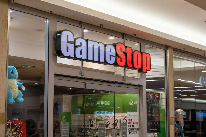 GameStop търси нов главен изпълнителен директор