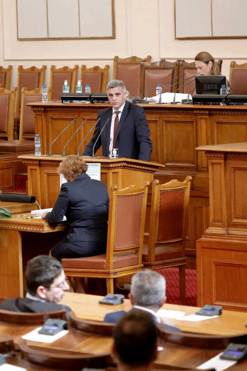 Договарянето ден за ден водело до пикове в цените на енергийната борса