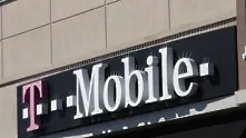 Американската T-Mobile ще освободи служители без ваксина