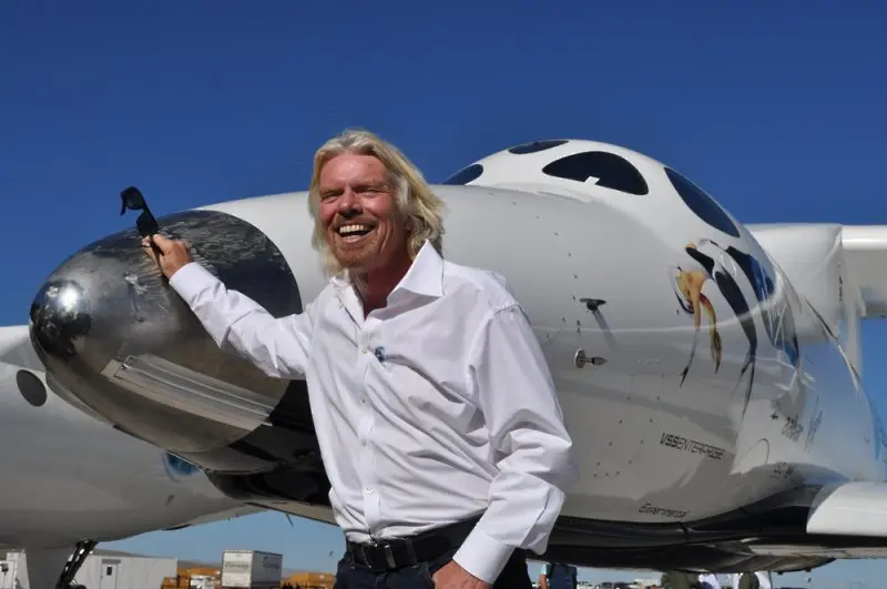 Virgin Galactic продава билети за Космоса